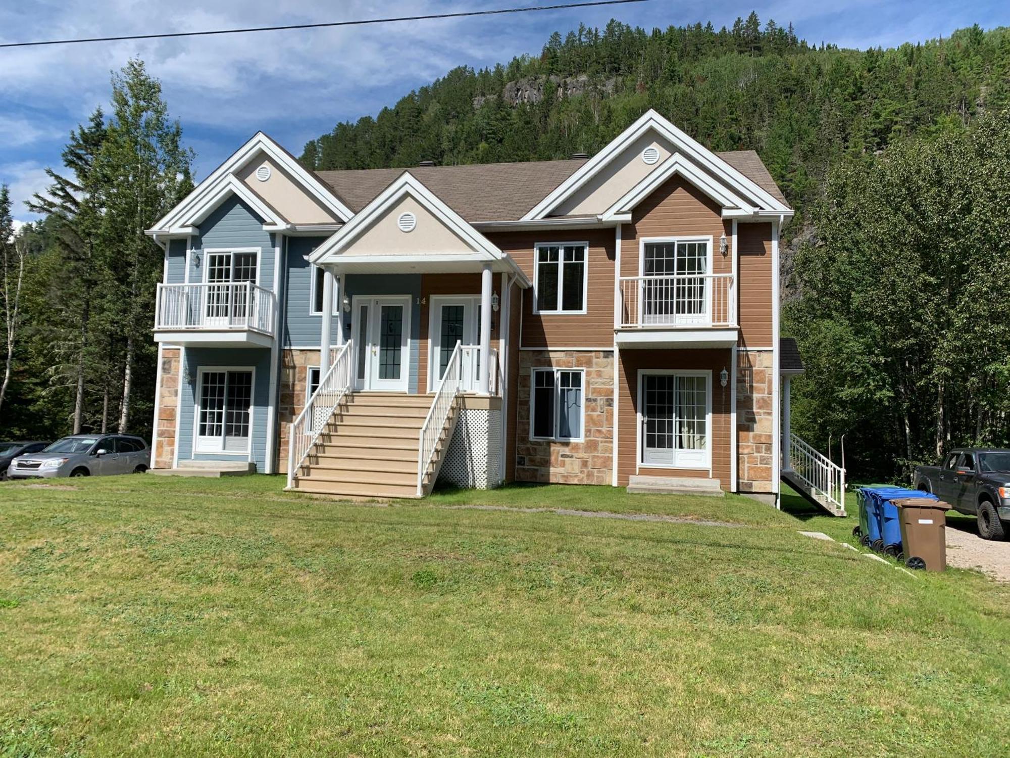 Condo Mont-Edouard L'Anse-Saint-Jean Exterior photo